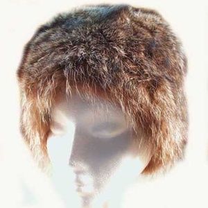 RACCOON FUR HAT, WORN TWICE, NATURAL COLOUR, LADIES MEDIUM, NO BRIM, THERMAL